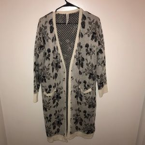 Knee-length floral cardigan